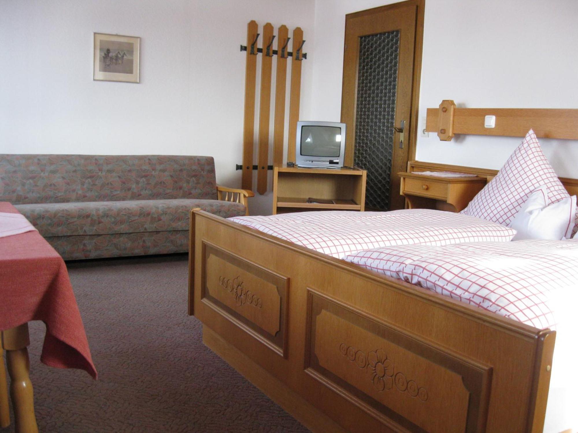 Gaestehaus Steininger تزفيسل المظهر الخارجي الصورة
